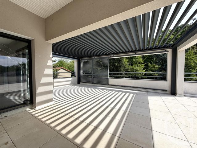 Appartement &agrave; vendre - 4 pi&egrave;ces - 84,25 m2 - Valence - 26 - RHONE-ALPES