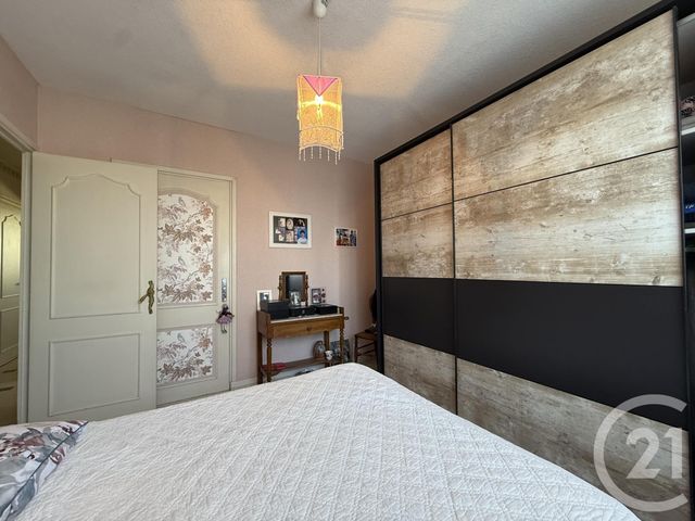 Appartement T4 à vendre - 4 pièces - 86,25 m2 - Guilherand Granges - 07 - RHONE-ALPES