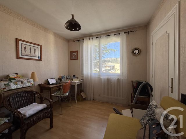 Appartement T4 à vendre - 4 pièces - 86,25 m2 - Guilherand Granges - 07 - RHONE-ALPES