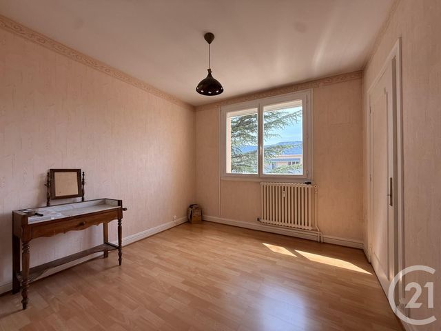 Appartement T4 &agrave; vendre - 4 pi&egrave;ces - 86,25 m2 - Guilherand Granges - 07 - RHONE-ALPES