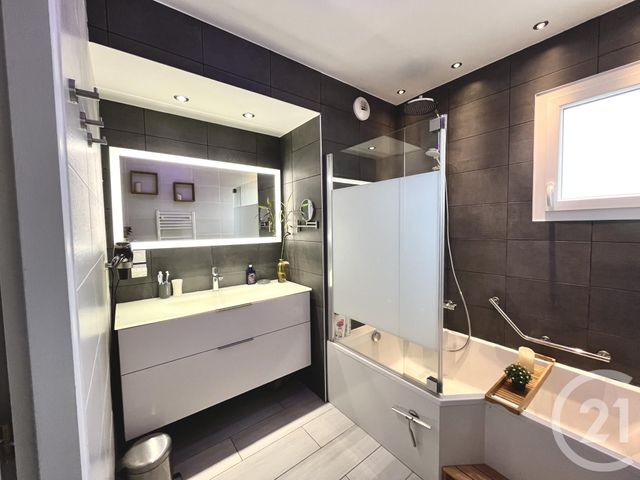 Appartement F3 à vendre - 3 pièces - 69,75 m2 - Valence - 26 - RHONE-ALPES