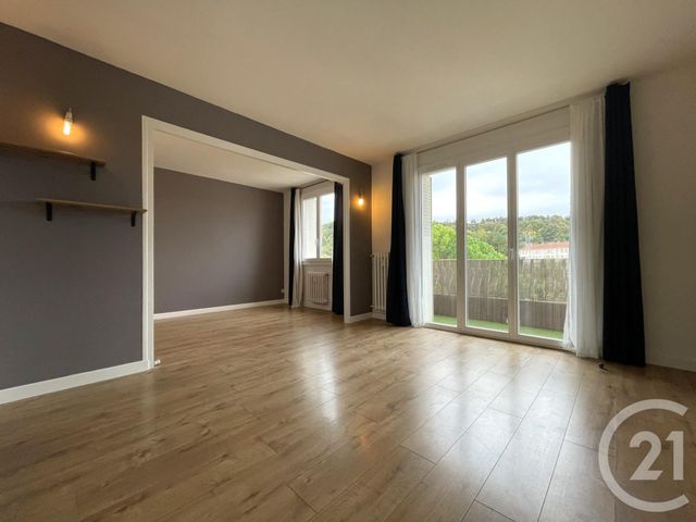 Appartement à louer - 4 pièces - 70,99 m2 - Valence - 26 - RHONE-ALPES