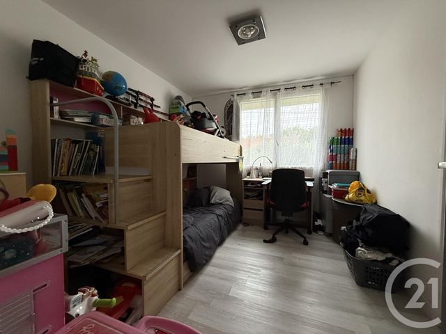 Afficher la photo en grand Appartement F4 à vendre - 4 pièces - 95,50 m2 - Bourg Les Valence - 26 - RHONE-ALPES