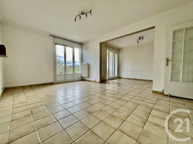 Appartement T4 à vendre - 4 pièces - 82,33 m2 - Guilherand Granges - 07 - RHONE-ALPES