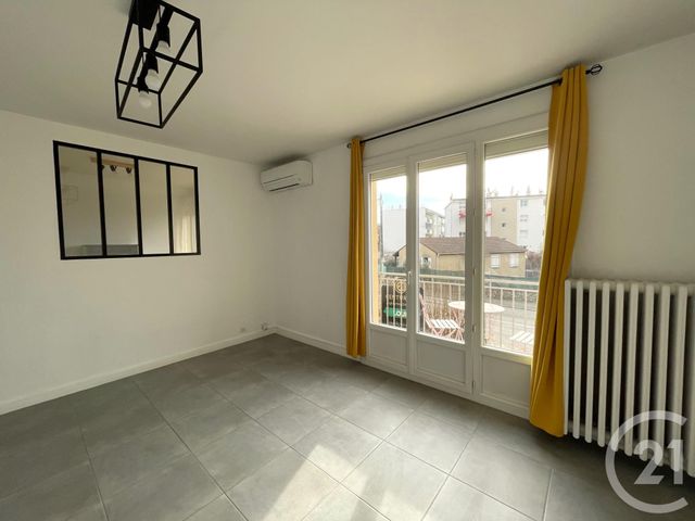 Appartement T3 &agrave; louer - 3 pi&egrave;ces - 54,29 m2 - Bourg Les Valence - 26 - RHONE-ALPES