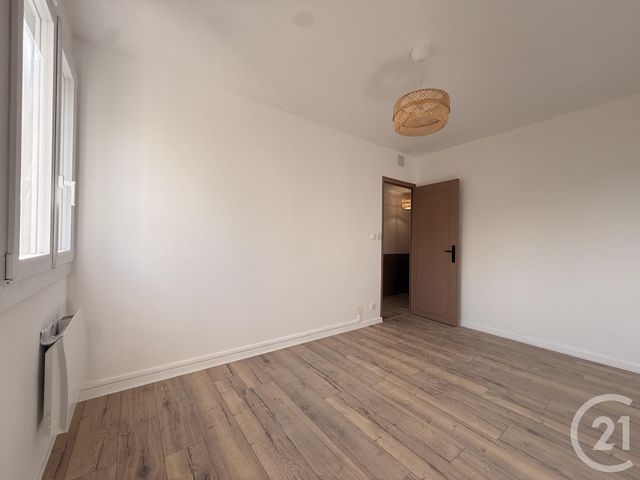 Appartement T4 à vendre - 4 pièces - 75,75 m2 - Guilherand Granges - 07 - RHONE-ALPES