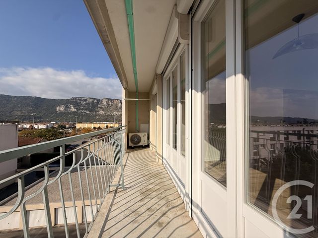 Appartement T4 à vendre - 4 pièces - 75,75 m2 - Guilherand Granges - 07 - RHONE-ALPES