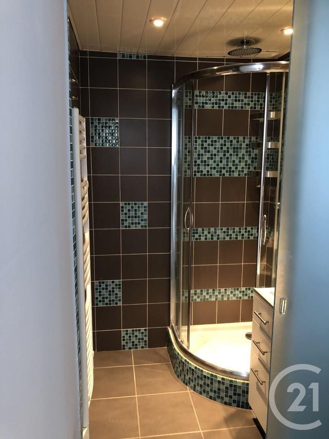 Appartement T2 &agrave; louer - 2 pi&egrave;ces - 43,76 m2 - Valence - 26 - RHONE-ALPES