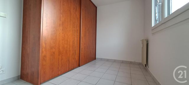 Appartement T3 &agrave; louer - 3 pi&egrave;ces - 72,81 m2 - Bourg Les Valence - 26 - RHONE-ALPES