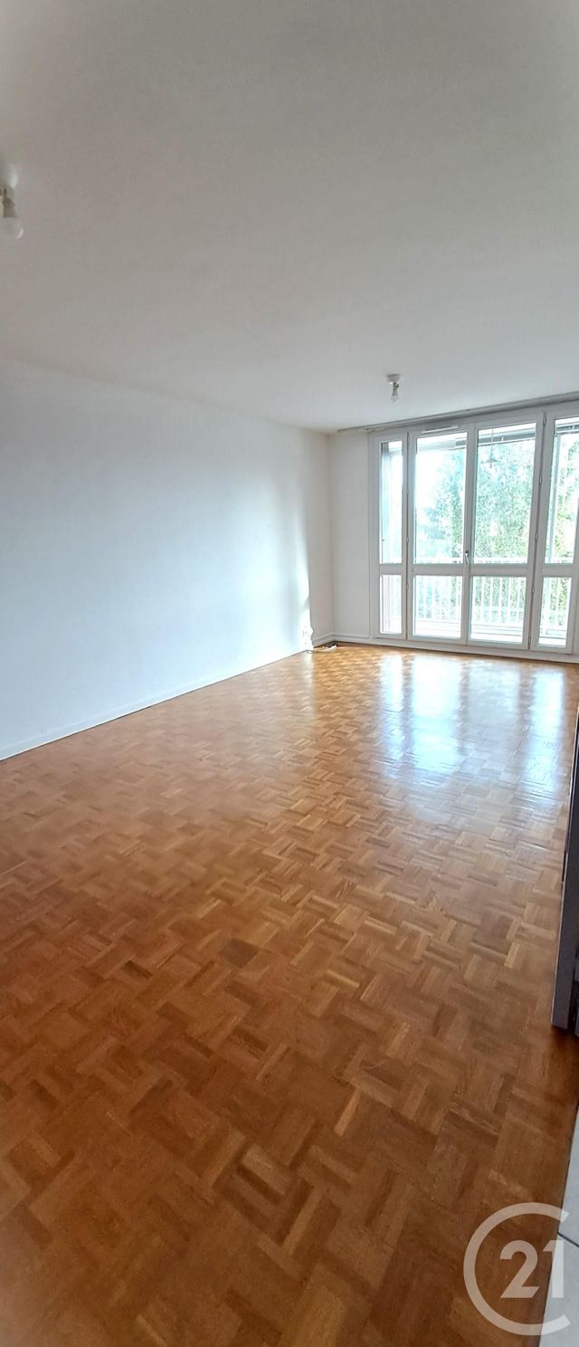 Appartement T3 &agrave; louer - 3 pi&egrave;ces - 72,81 m2 - Bourg Les Valence - 26 - RHONE-ALPES