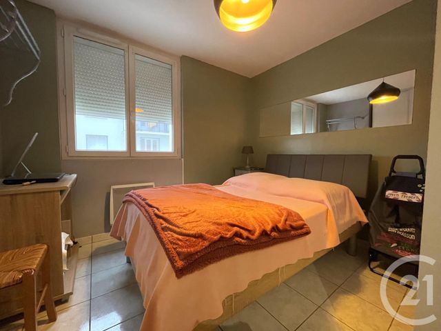 Appartement T3 &agrave; louer - 3 pi&egrave;ces - 49,01 m2 - Guilherand Granges - 07 - RHONE-ALPES