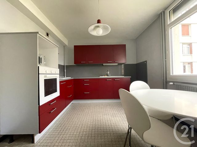 Appartement T4 &agrave; louer - 4 pi&egrave;ces - 81,21 m2 - Valence - 26 - RHONE-ALPES