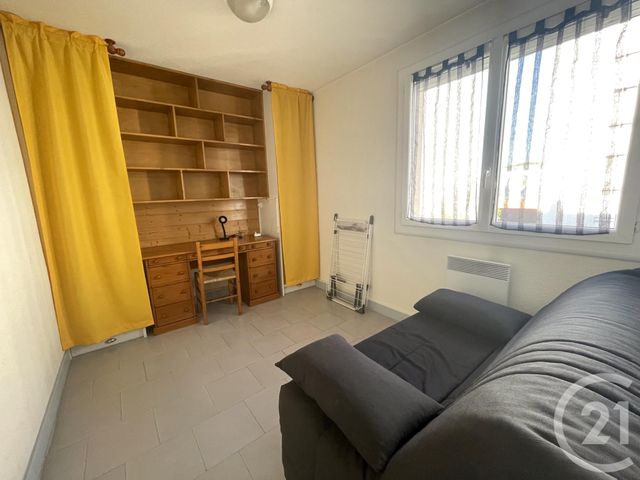 Appartement T3 &agrave; louer - 3 pi&egrave;ces - 46,43 m2 - Valence - 26 - RHONE-ALPES