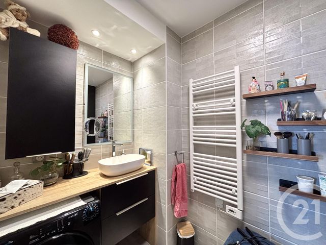 Appartement T3 &agrave; vendre - 3 pi&egrave;ces - 69,22 m2 - Valence - 26 - RHONE-ALPES