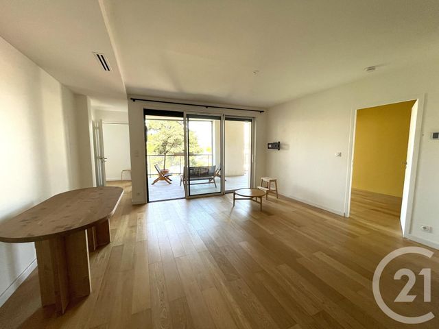 Appartement T3 &agrave; louer - 3 pi&egrave;ces - 75 m2 - Valence - 26 - RHONE-ALPES