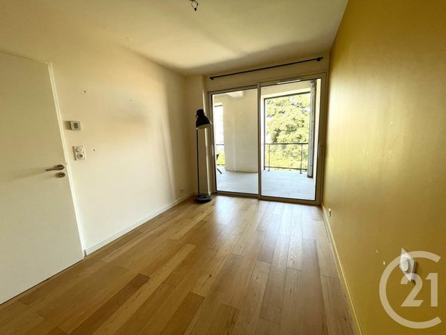 Appartement T3 &agrave; louer - 3 pi&egrave;ces - 75 m2 - Valence - 26 - RHONE-ALPES