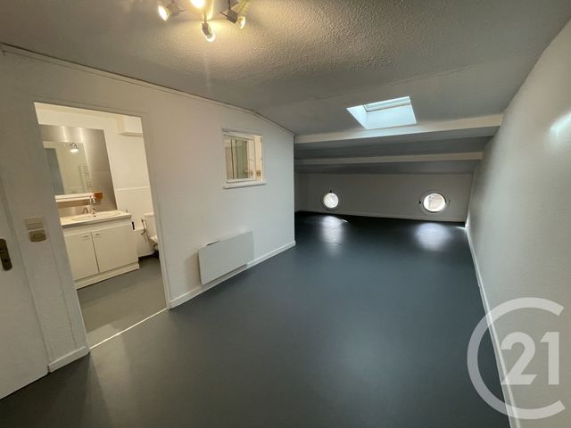 Appartement T2 &agrave; louer - 2 pi&egrave;ces - 59,86 m2 - St Peray - 07 - RHONE-ALPES