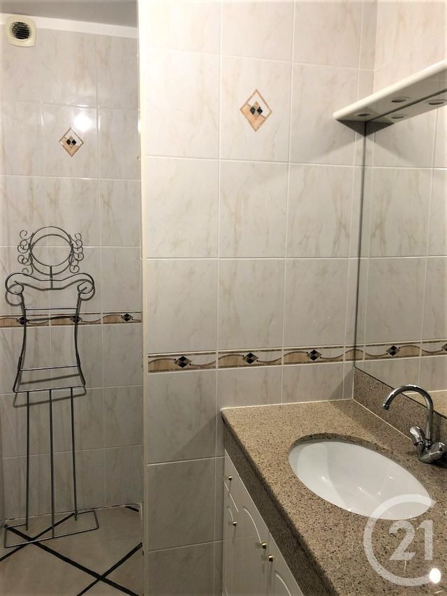 Appartement T2 &agrave; louer - 2 pi&egrave;ces - 37,24 m2 - Valence - 26 - RHONE-ALPES