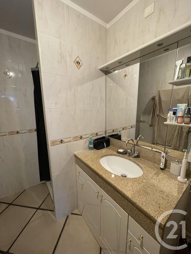 Appartement T2 &agrave; louer - 2 pi&egrave;ces - 37,24 m2 - Valence - 26 - RHONE-ALPES