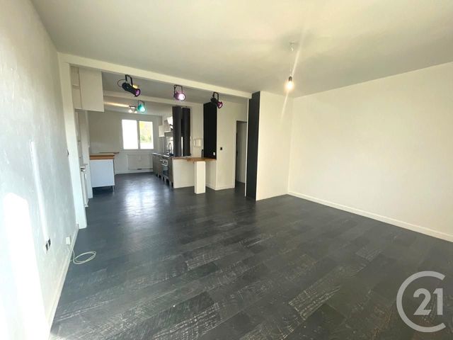 Appartement T3 &agrave; louer - 3 pi&egrave;ces - 61,14 m2 - Valence - 26 - RHONE-ALPES