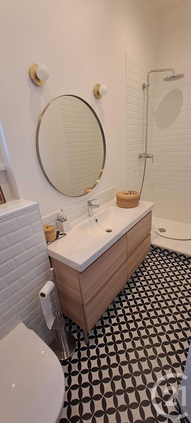 Appartement T6 &agrave; louer - 6 pi&egrave;ces - 175,19 m2 - Valence - 26 - RHONE-ALPES