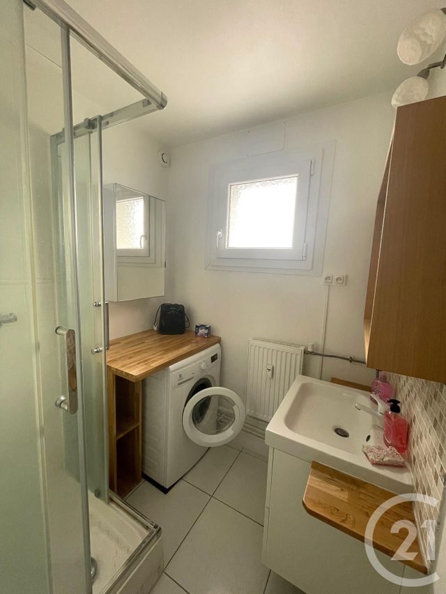 Appartement T2 &agrave; louer - 2 pi&egrave;ces - 48,28 m2 - Valence - 26 - RHONE-ALPES