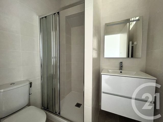 Appartement T2 &agrave; louer - 2 pi&egrave;ces - 48,39 m2 - Valence - 26 - RHONE-ALPES