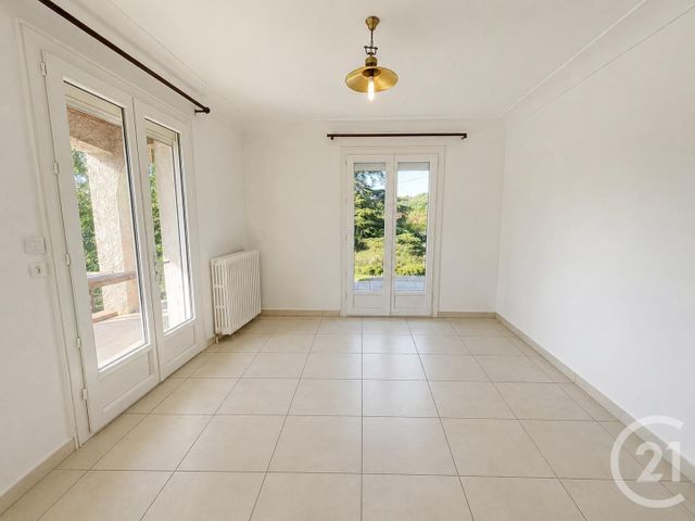 Maison &agrave; louer - 4 pi&egrave;ces - 115,73 m2 - Soyons - 07 - RHONE-ALPES