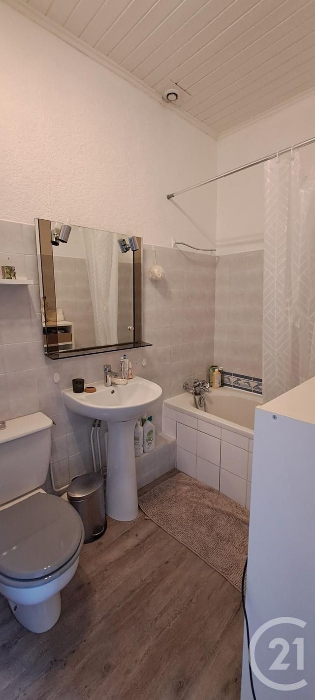 Appartement T2 &agrave; louer - 2 pi&egrave;ces - 34,32 m2 - Valence - 26 - RHONE-ALPES