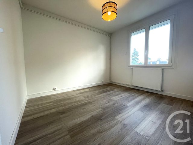 Appartement T4 &agrave; louer - 4 pi&egrave;ces - 72,38 m2 - Romans Sur Isere - 26 - RHONE-ALPES