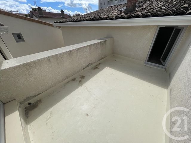 Appartement Duplex &agrave; louer - 3 pi&egrave;ces - 57,96 m2 - Valence - 26 - RHONE-ALPES