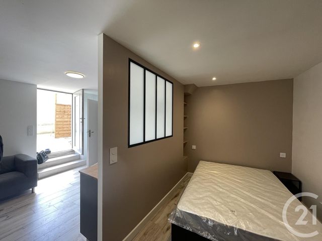 Appartement Studio &agrave; louer - 1 pi&egrave;ce - 24,50 m2 - Valence - 26 - RHONE-ALPES