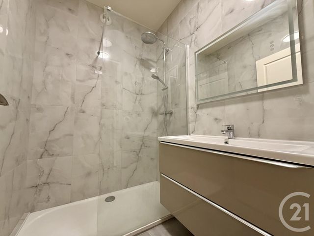 Appartement T3 &agrave; vendre - 3 pi&egrave;ces - 68,22 m2 - Valence - 26 - RHONE-ALPES
