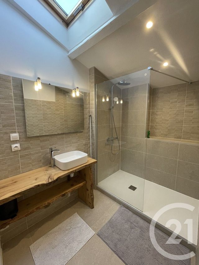 Appartement T3 &agrave; louer - 3 pi&egrave;ces - 97,17 m2 - Valence - 26 - RHONE-ALPES