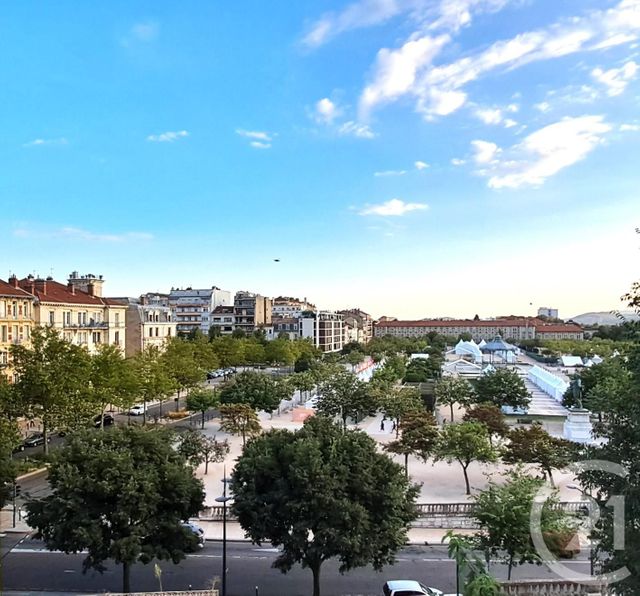 Appartement T3 &agrave; louer - 3 pi&egrave;ces - 97,17 m2 - Valence - 26 - RHONE-ALPES
