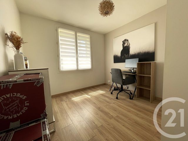 Appartement T3 &agrave; louer - 3 pi&egrave;ces - 55,18 m2 - Valence - 26 - RHONE-ALPES