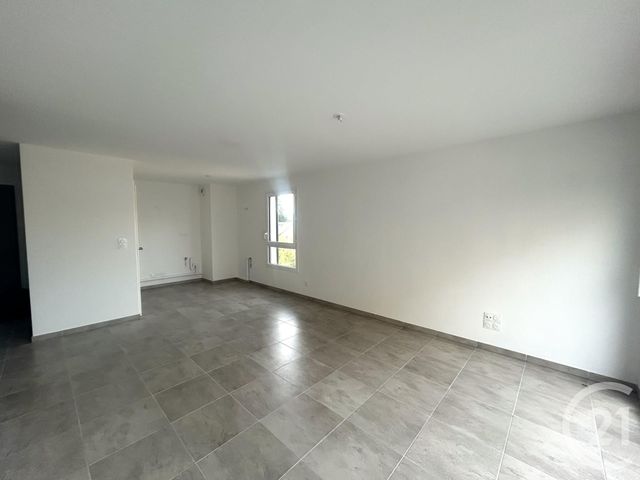 Appartement T2 &agrave; louer - 2 pi&egrave;ces - 45,32 m2 - Romans Sur Isere - 26 - RHONE-ALPES