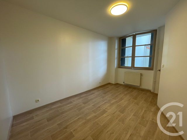 Appartement T2 &agrave; louer - 2 pi&egrave;ces - 69,70 m2 - Valence - 26 - RHONE-ALPES